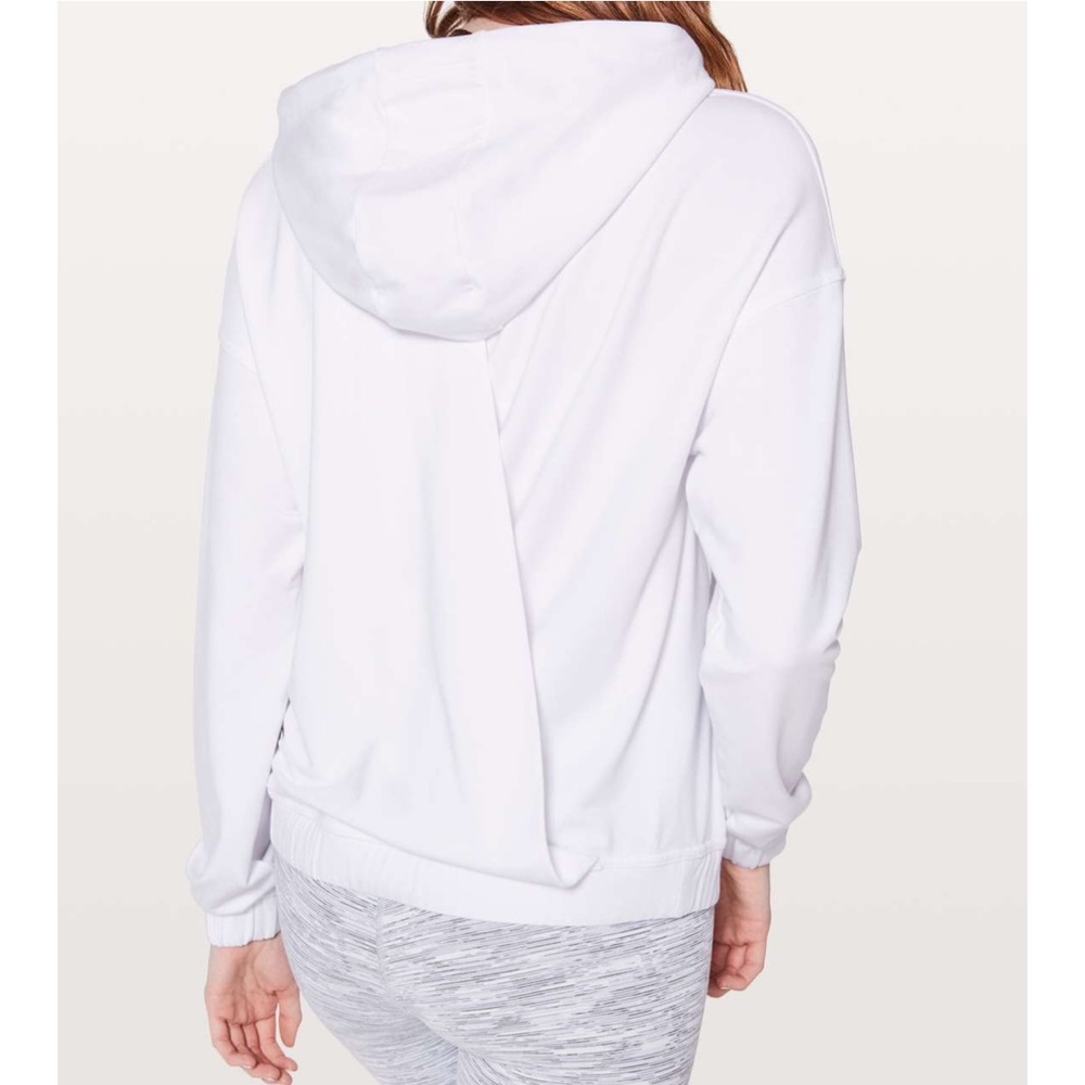 Lululemon Twisted & Tucked Pullover